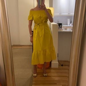 100% AUTHENTIC TORY BURCH SMOCKED SHOULDER DRESS WITH BELT YELLOW SIZE SMALL